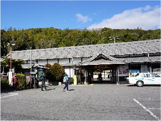 写真：JR杵築駅